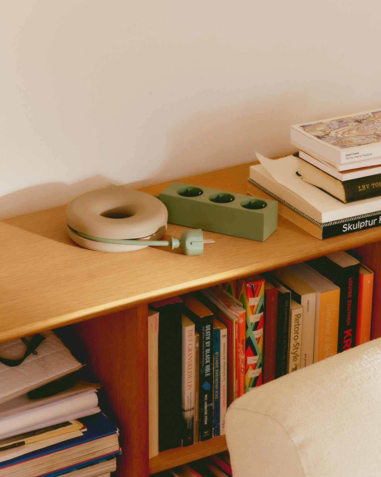Pedestal Cable Bagel
