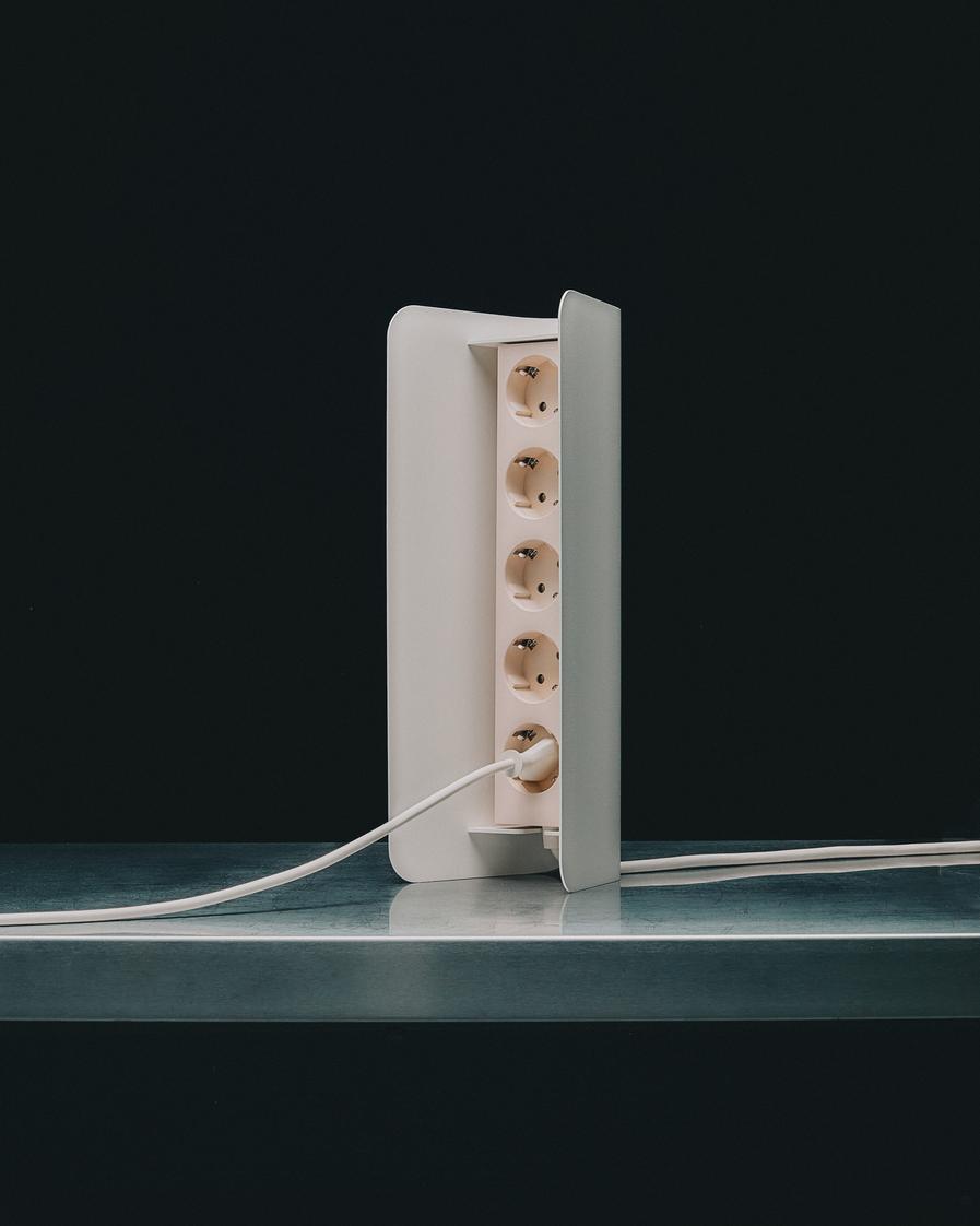 Pedestal Power Shell